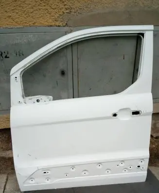 Door (2 Door Coupe)