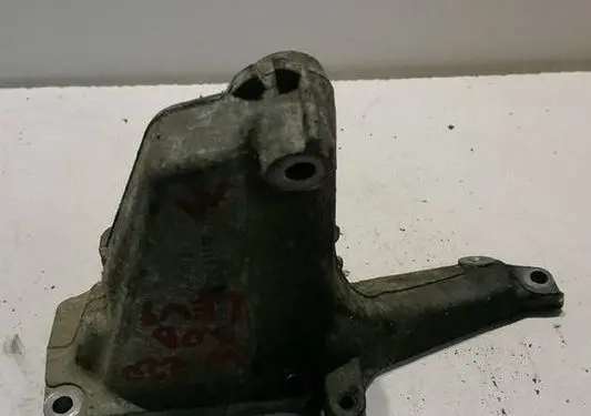Mercedes-Benz S W220 Engine mounting bracket A1132230204