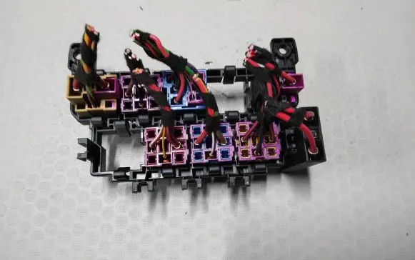 Audi A6 S6 C6 4F Other relay 8K0951253