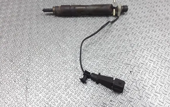 Ford Galaxy Fuel injector 028130201S