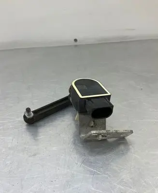 BMW 5 F10 F11 Headlight/headlamp level sensor 6784075