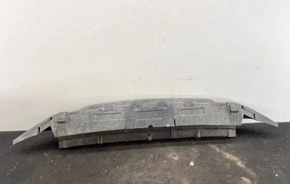 Audi Q7 4L Front bumper foam support bar 4L0807550