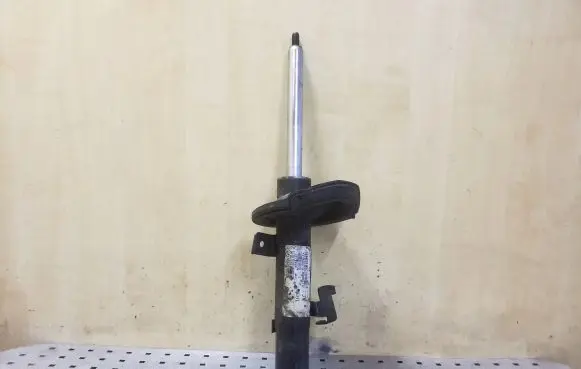 Volvo V40 Front shock absorber/damper 31360946