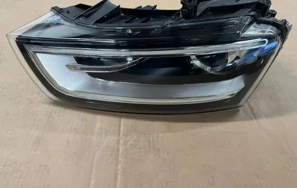 Audi Q3 8U Headlight/headlamp 8U0941003D 7086100000 0500006007