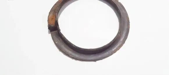 BMW 5 E34 Front coil spring rubber mount 1128523