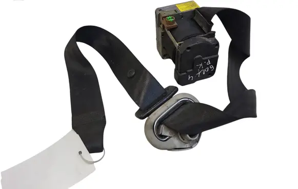 Volkswagen Golf IV Front seatbelt 1J3857705 56502224