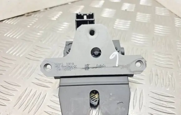 Ford Focus Tailgate/trunk/boot lock/catch/latch 8M51R442A66DC 362815