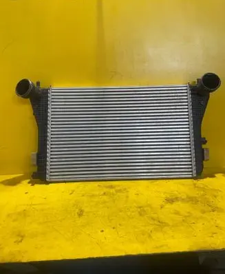 Volkswagen PASSAT B6 Intercooler radiator