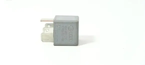 Audi A4 S4 B6 8E 8H Other relay 8D0951253