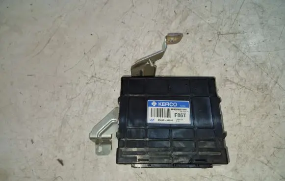 Hyundai Santa Fe Gearbox control unit/module 954403A380