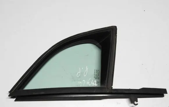 Citroen DS3 Sliding door window/glass 11136200xz