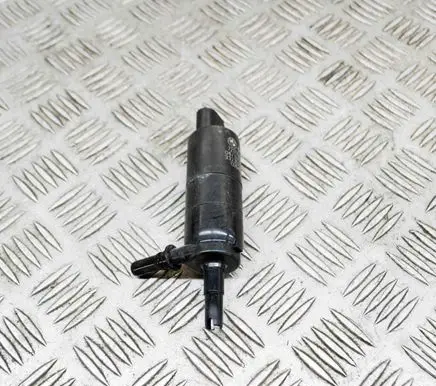 BMW 5 F10 F11 Windscreen/windshield washer pump 3323525 7217792