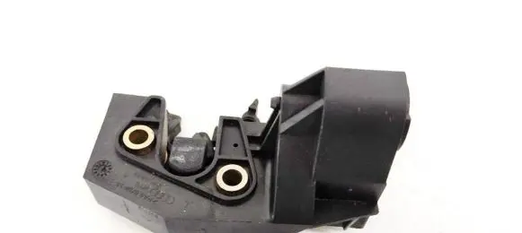 Audi A6 S6 C6 4F Seat back rest lock catch 