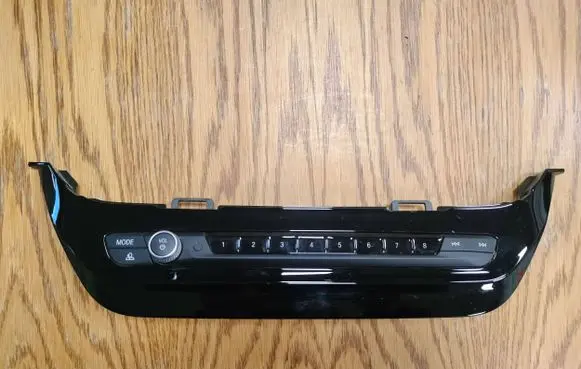 BMW 8 G15 Climate control unit 7949335