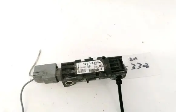 Jeep Grand Cherokee (WK) Airbag deployment crash/impact sensor 4776302093 04671779AC