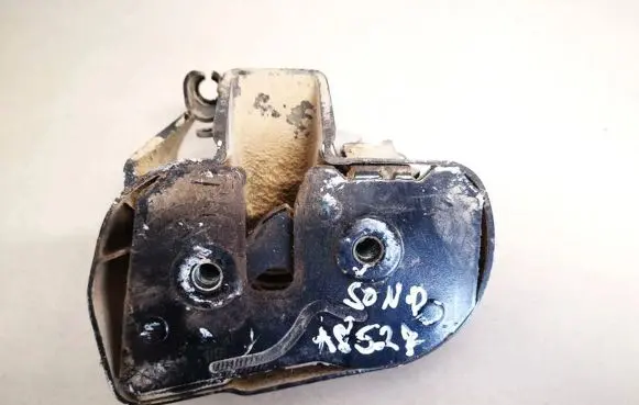 Volkswagen Caddy Rear door lock 2k0843604 7h0843604 2k08436047h0843604