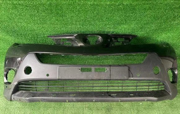 Toyota RAV 4 (XA40) Front bumper