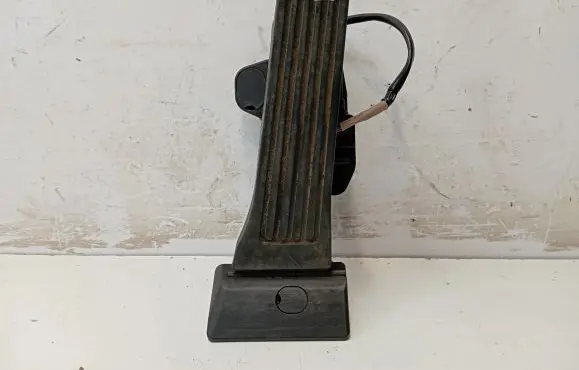 Hyundai Tucson TL Accelerator throttle pedal