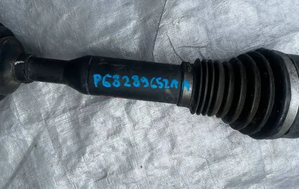 Jeep Cherokee Front driveshaft P68289652AA