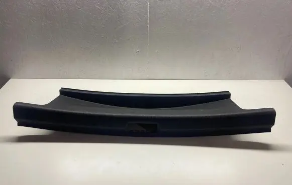 Volkswagen Golf VII Trunk/boot sill cover protection 5G6863459K M7298