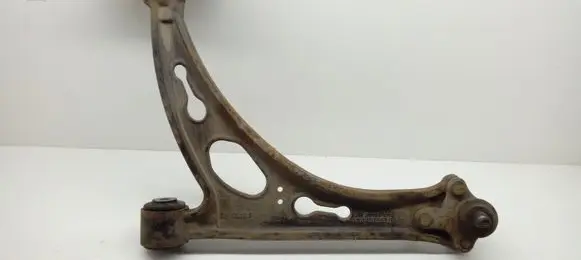 Volkswagen Golf V Front lower control arm/wishbone
