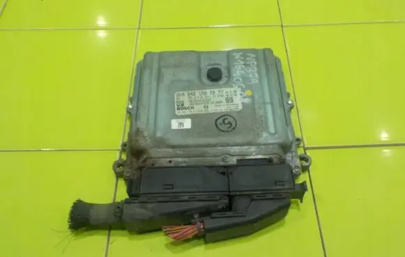Mercedes-Benz ML W164 Engine control unit/module A6421502077 NP379