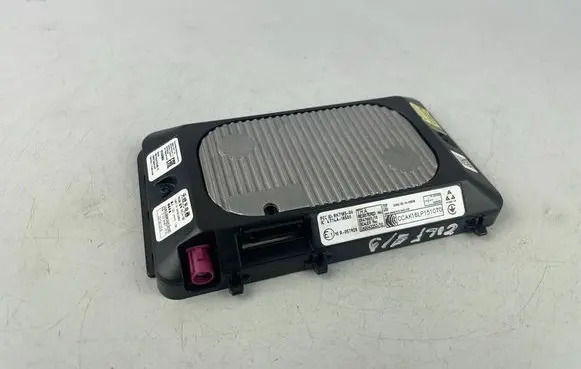Volkswagen Golf VIII Wireless charging module 5NA980611A