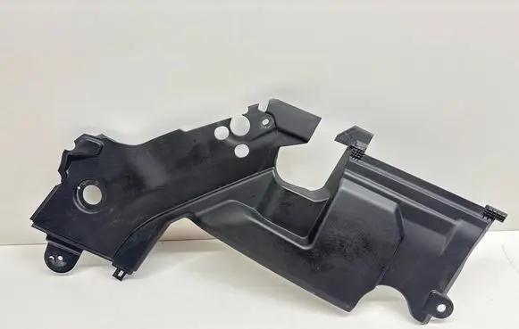 Toyota Avensis T250 Radiator trim 5379505031