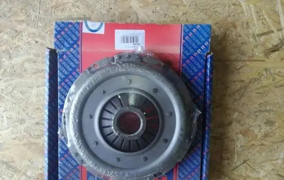 Mercedes-Benz W123 Pressure plate 0012504204
