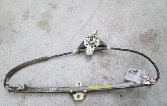 Volkswagen PASSAT B2 Rear door window regulator with motor