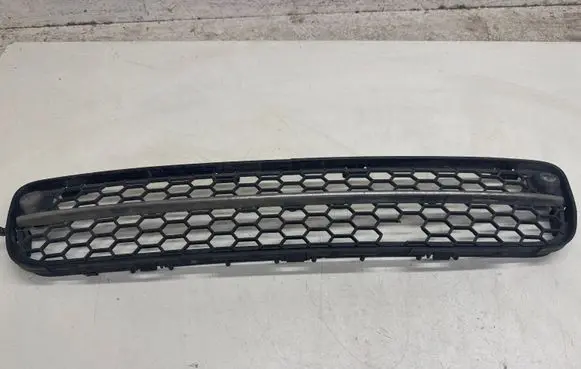 Volvo S80 Front bumper lower grill 30678421