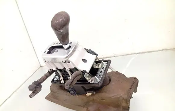 Audi A8 S8 D3 4E Gear shifter/selector 4E1713041F