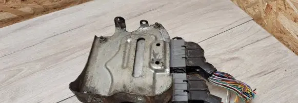 Mitsubishi Outlander Engine control unit/module 1860a857
