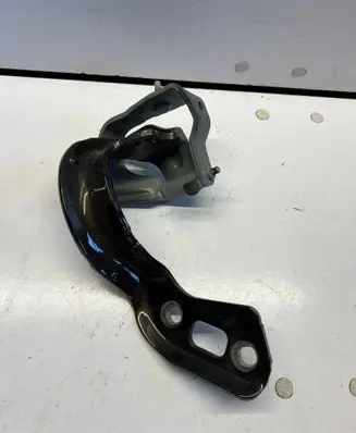 Audi A4 S4 B8 8K Tailgate/trunk/boot hinge 8K9827300