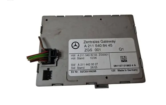 Mercedes-Benz E W211 Gateway control module A2115408445 A2115408245