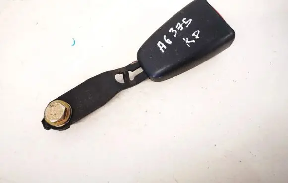 Mitsubishi Carisma Front seatbelt buckle