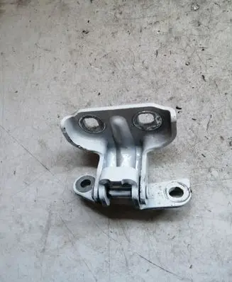 Opel Astra J Rear door upper hinge