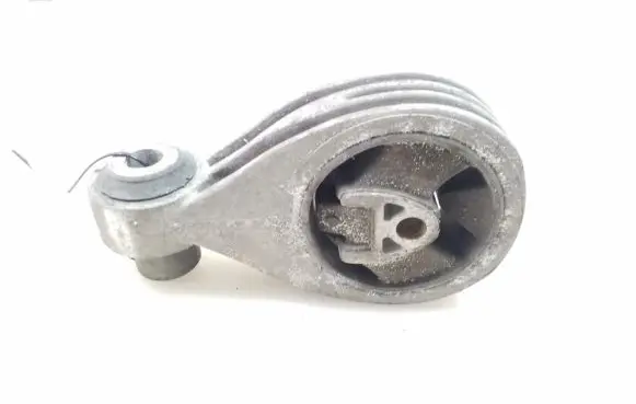 Nissan Qashqai Engine mount bracket 820027722
