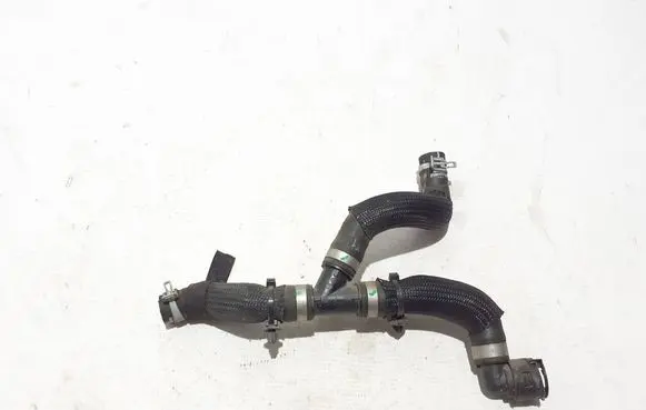 Renault Trafic III (X82) Engine coolant pipe/hose 215017718R