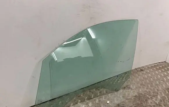 Audi Q5 SQ5 Front door window glass four-door 8R0845201C 43R00050 E000292