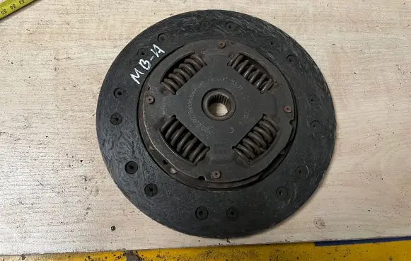 Mercedes-Benz A W168 Clutch pressure plate A0002522005