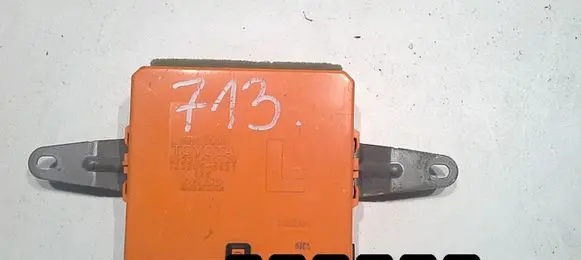 Mazda 2 Engine control unit/module 8922550030