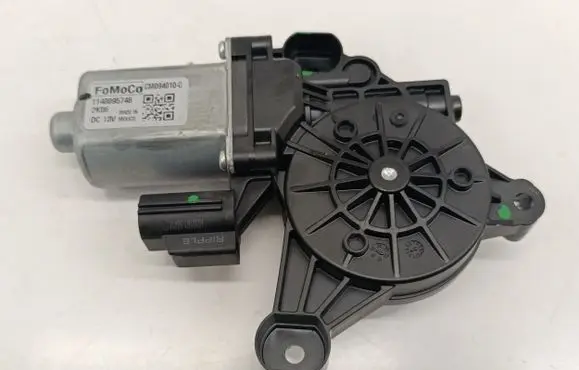 Ford Mustang Mach-E Front door window regulator motor CM094010C