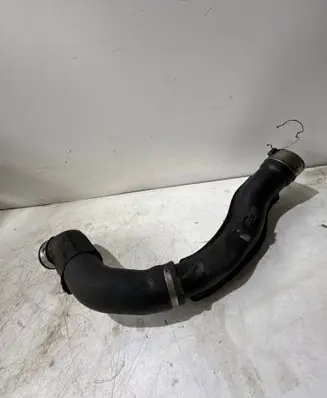 BMW 5 F10 F11 Intercooler hose/pipe 7809834