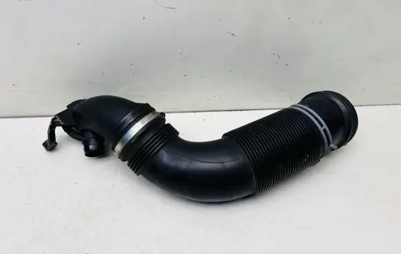 Skoda Superb B8 (3V) Turbo air intake inlet pipe/hose 5Q0129635L 5Q0129654P