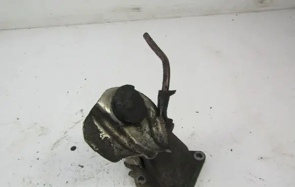 BMW X3 E83 Engine mounting bracket 6753296