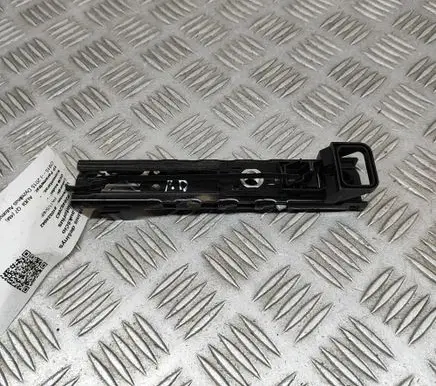 Audi Q7 4M Seat belt height adjuster 4M0857819