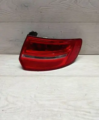 Audi A3 S3 8V Rear/tail lights 8P4945096E