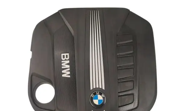 BMW 5 F10 F11 Engine cover (trim) 8513452