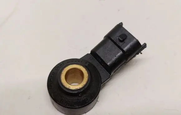 Porsche Cayman 981 Detonation knock sensor 0261231173